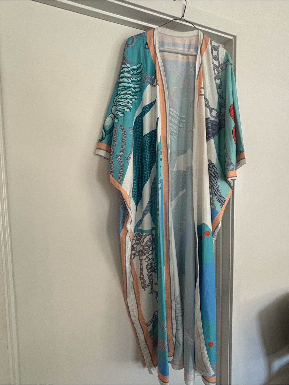 Gorgeous Turquoise & White Printed Kimono Robe